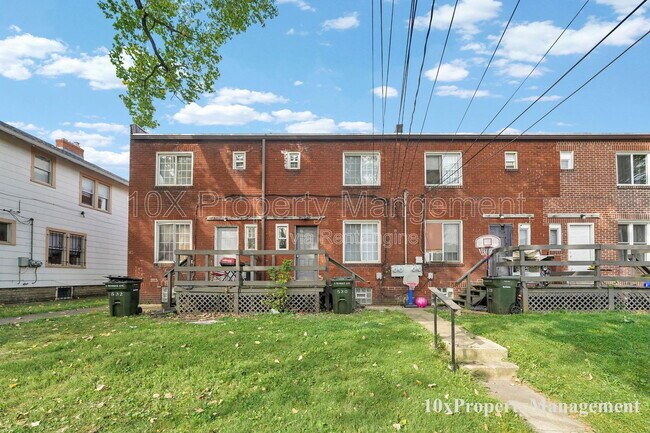 Building Photo - 530 S Terrace Ave