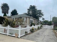 Building Photo - 451 S Evergreen Dr