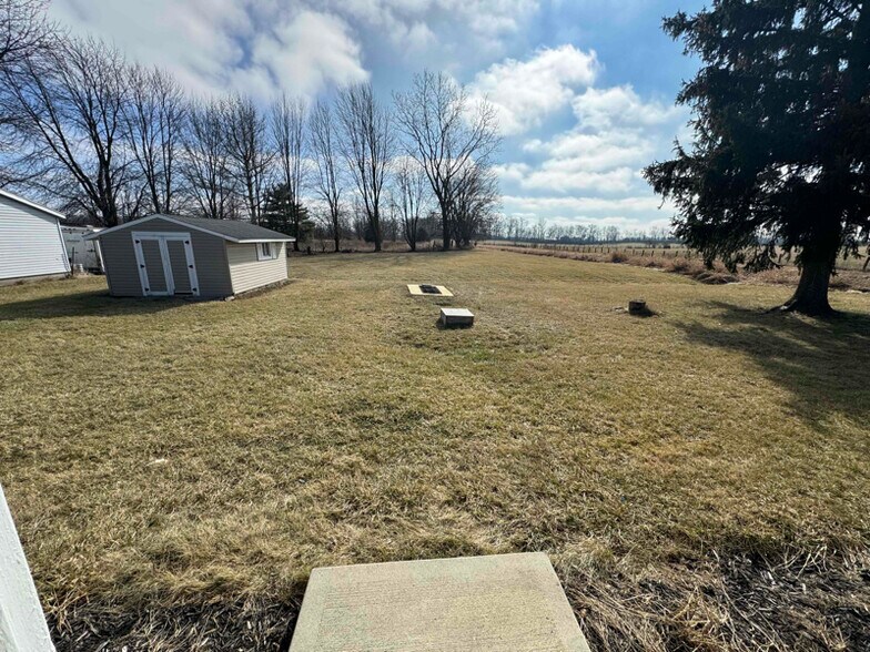 Building Photo - 12189 US Hwy 36