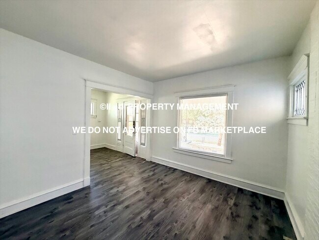 Building Photo - 4328 Terrace St