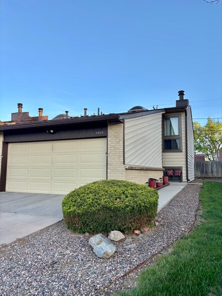 Primary Photo - 6660 W Mississippi Way