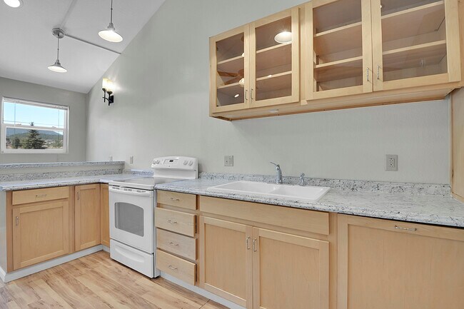 Building Photo - 3440 Myers Gulch Rd