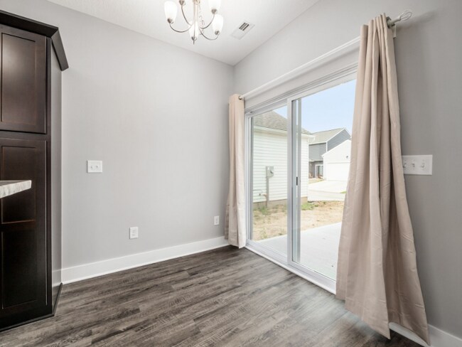 Building Photo - 1965 Glassboro St