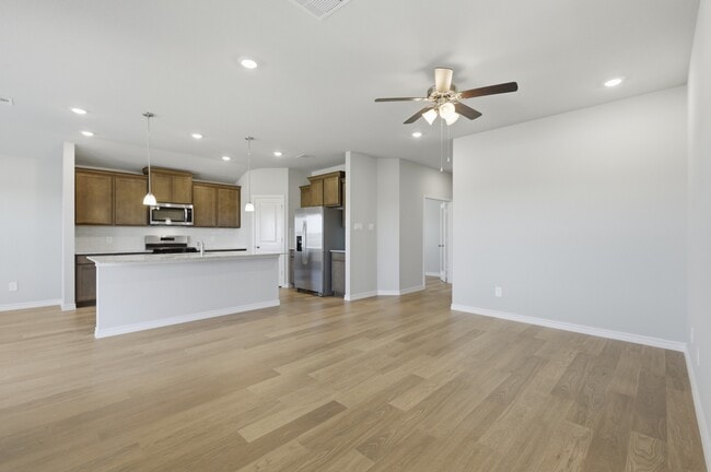 Building Photo - 1200 Canton Dr
