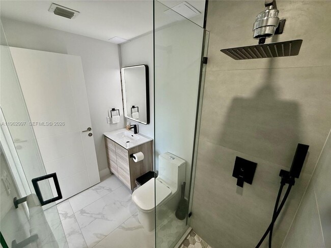 Building Photo - 944 Jefferson Ave