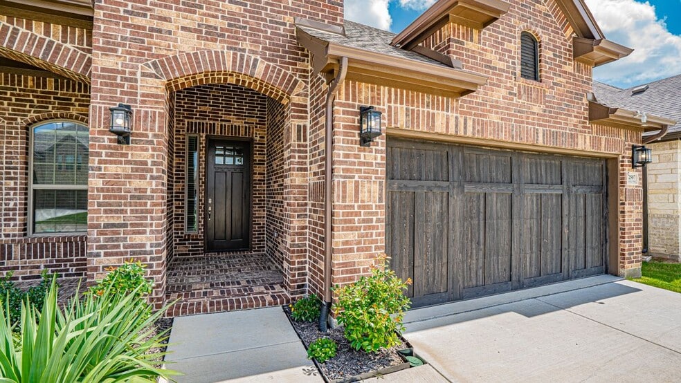 Building Photo - 2507 Henley Wy