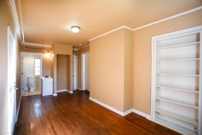 Building Photo - 10 br, 4 bath House - 619 Cabell Avenue