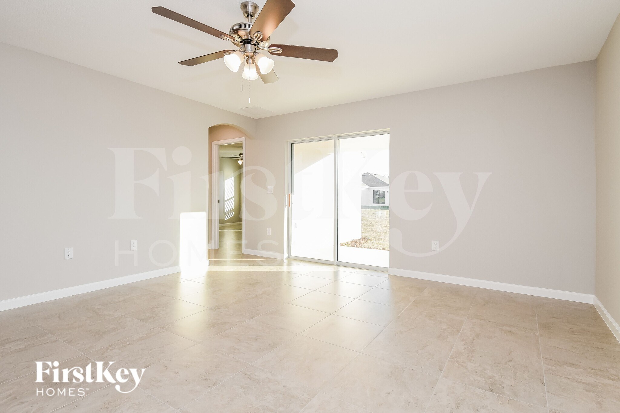 Building Photo - 618 Lindbergh Wy