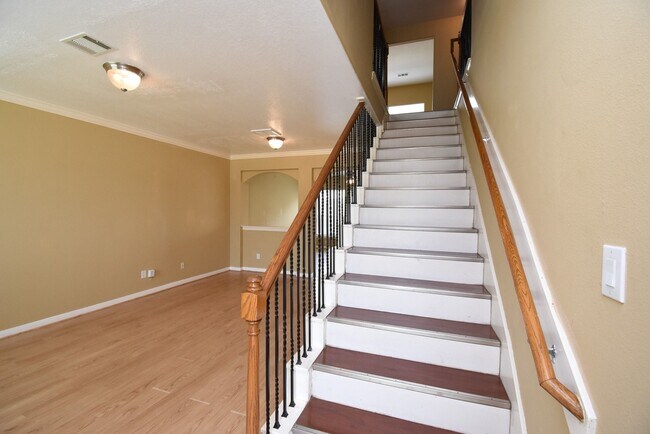 Building Photo - 13102 N Bellaire Estates Dr
