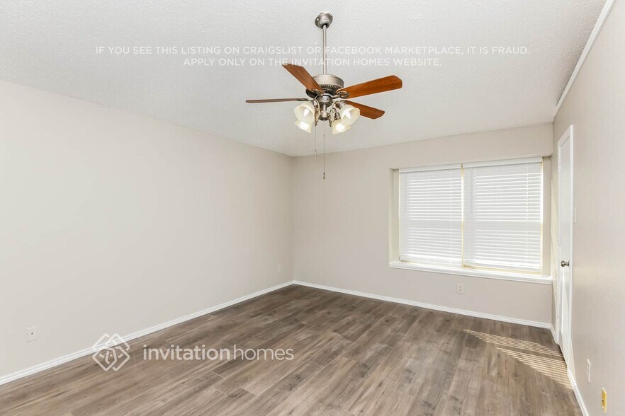 Building Photo - 1614 Stoneway Dr