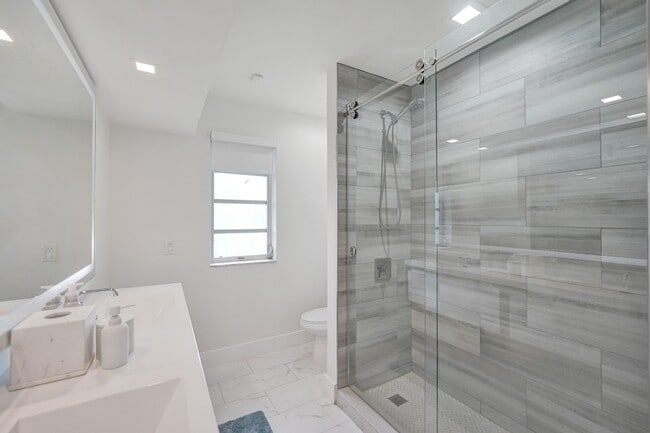 Building Photo - 3630 N 55th Ave