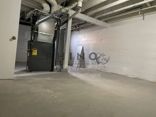 Building Photo - 2583 S 700 E