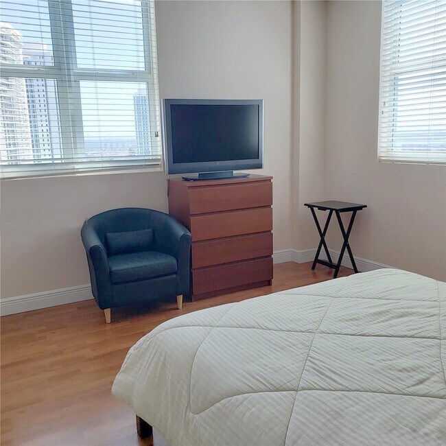 Building Photo - 3301 NE 183rd St