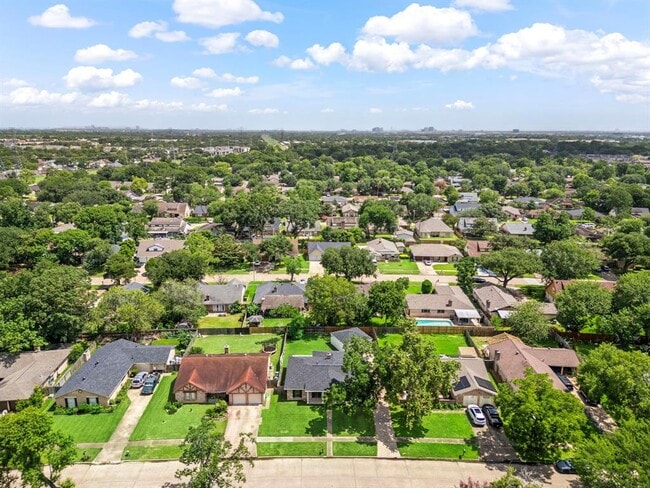 Building Photo - 11506 Hornbrook Dr