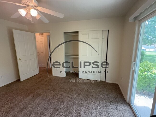 Building Photo - 497 Coronado Ct
