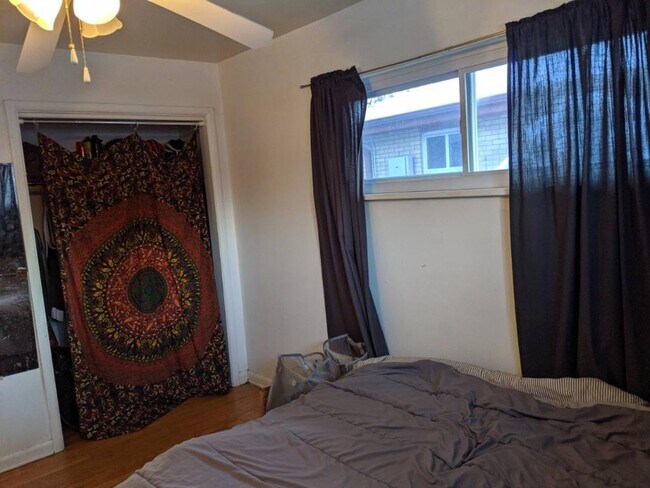 Building Photo - Aug. 2026 Pre-Lease Spacious 5-Bedroom Home in Desirable South Boulder Neighborhood