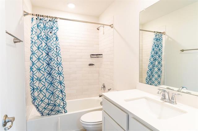 Building Photo - 13412 Dos Aguas Dr