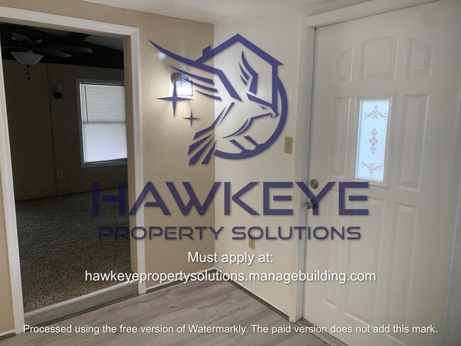 Building Photo - 530 Skyline Dr E