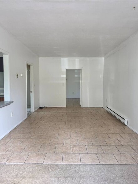 Building Photo - 1292 US-44