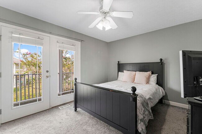 Building Photo - 2143 Sterling Cove Blvd