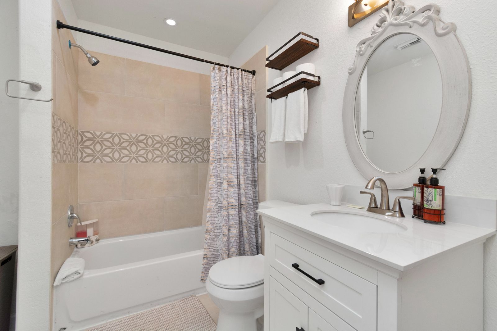 Building Photo - 2817 Southmore Blvd