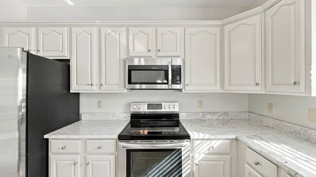 Building Photo - 812 Westin Ct