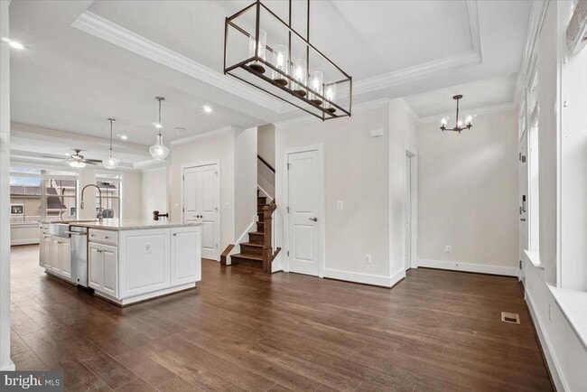 Building Photo - 3016 20th St S