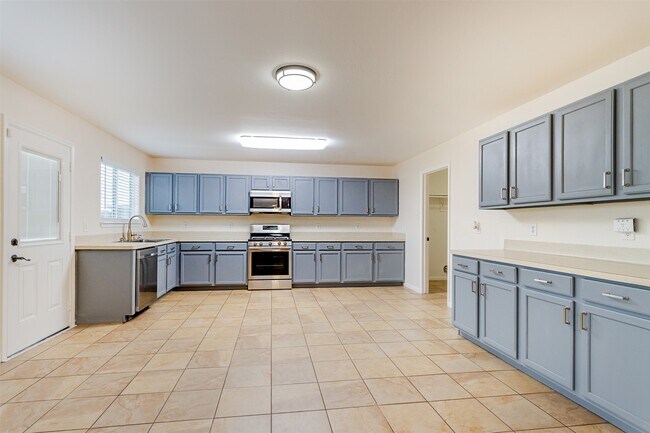 Building Photo - 2830 Katy Briar Ln