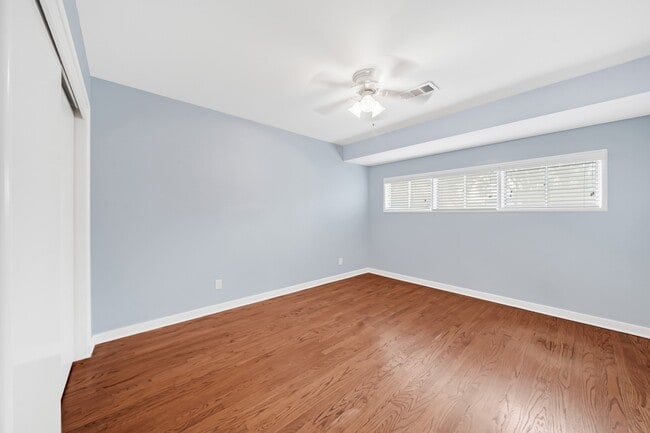 Building Photo - 4002 Martinshire Dr