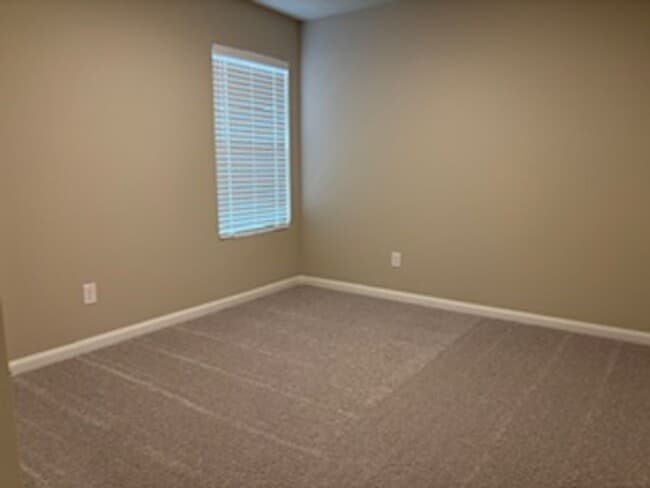 Building Photo - New Home!