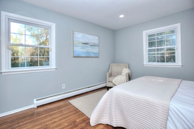 Building Photo - 19 Woodchuck Ct