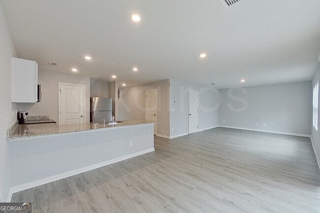Building Photo - 2814 Jordan Ave