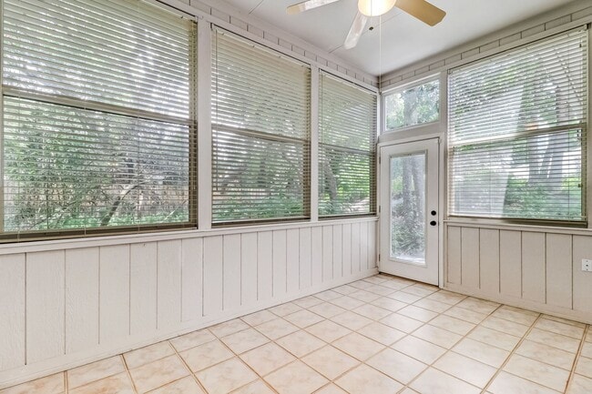 Building Photo - Coastal Living on Amelia Island