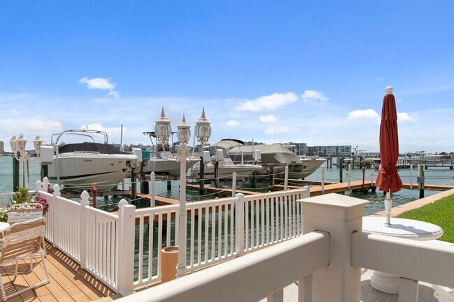 Building Photo - 8921 Blind Pass Rd