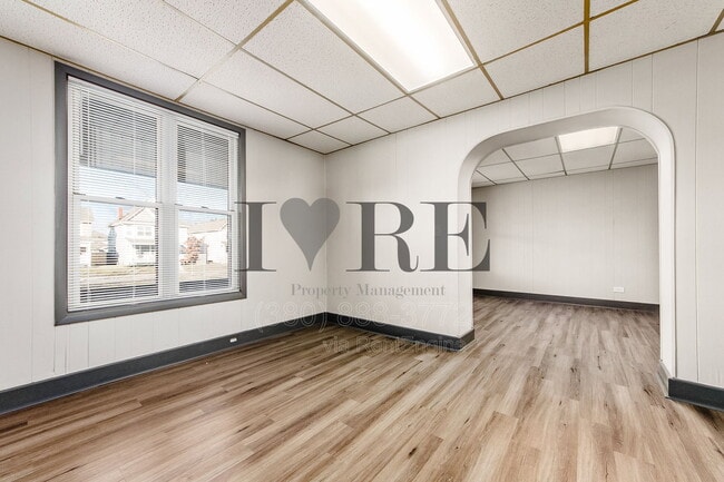 Building Photo - 158 Dakota Ave