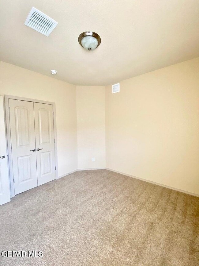 Building Photo - 14277 Desert Sky Dr