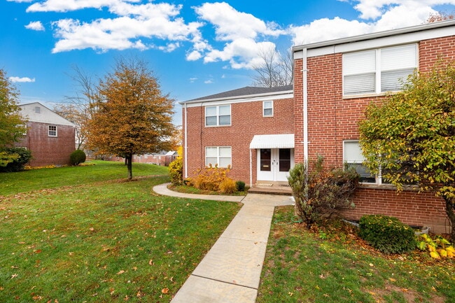 Building Photo - 43 Arnold Way