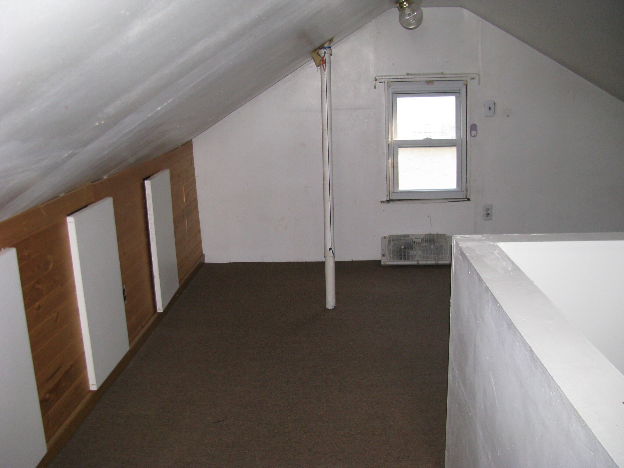 Attic-Storage - 167 Rolling St