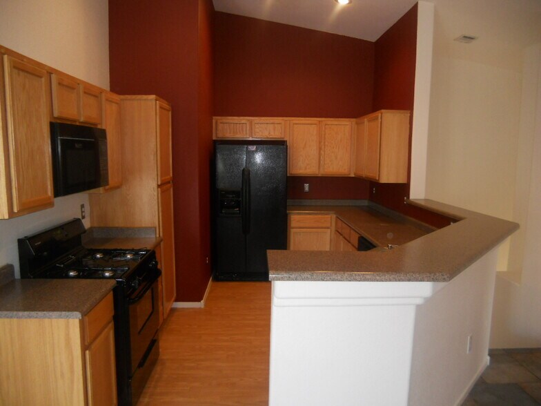 Kitche - 83 Stock Option St