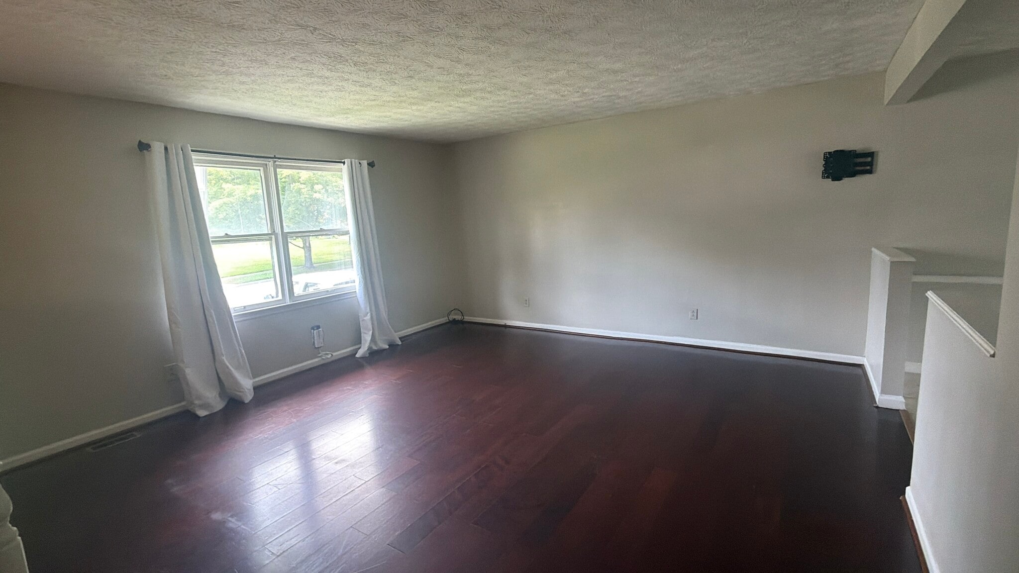 Building Photo - 3056 Dale Hollow Dr