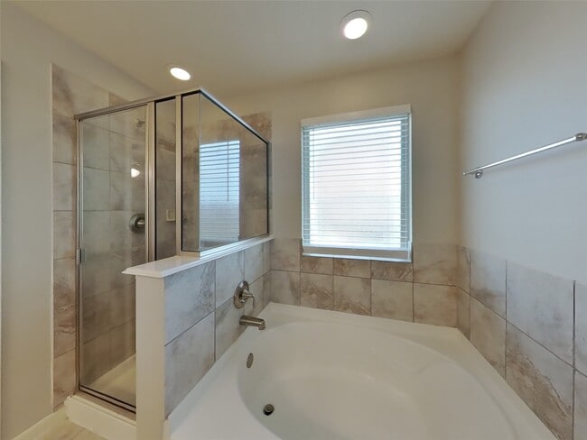 Building Photo - 6022 Wesley Manor Ct