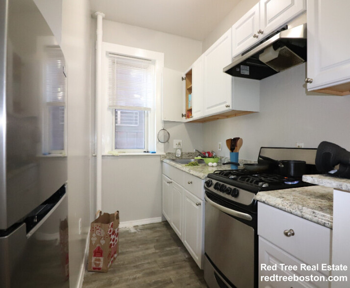 Apt 8 - 468 Park Dr