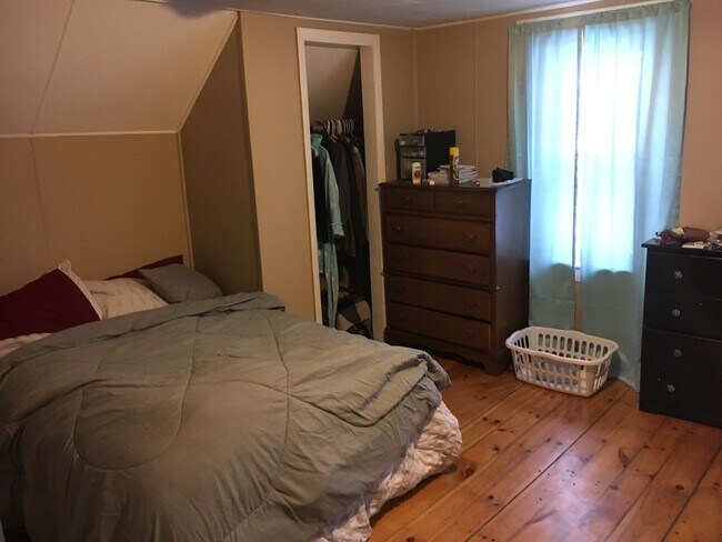 Building Photo - 11-13 Lafayette Street