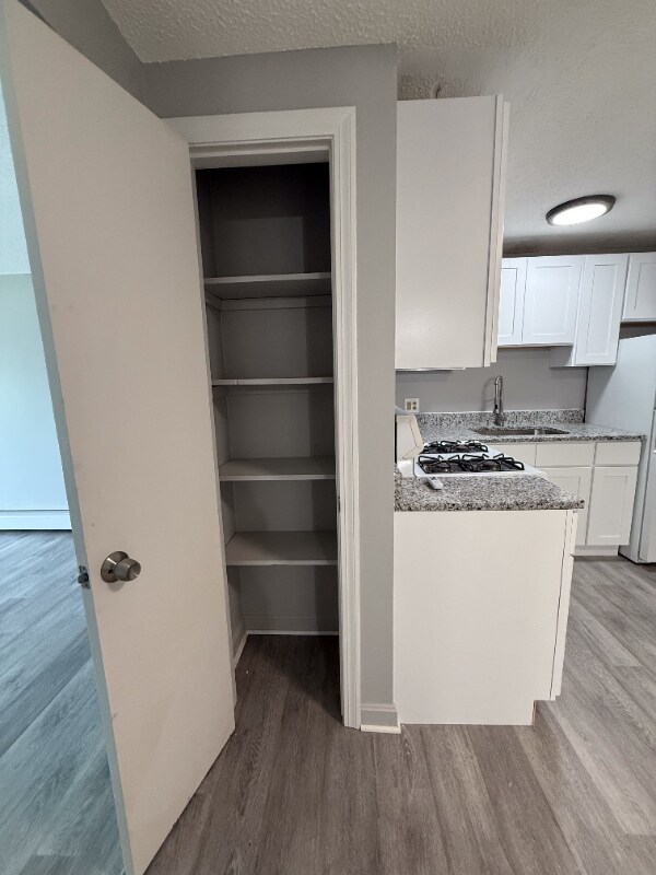 Building Photo - 37 Delmont St