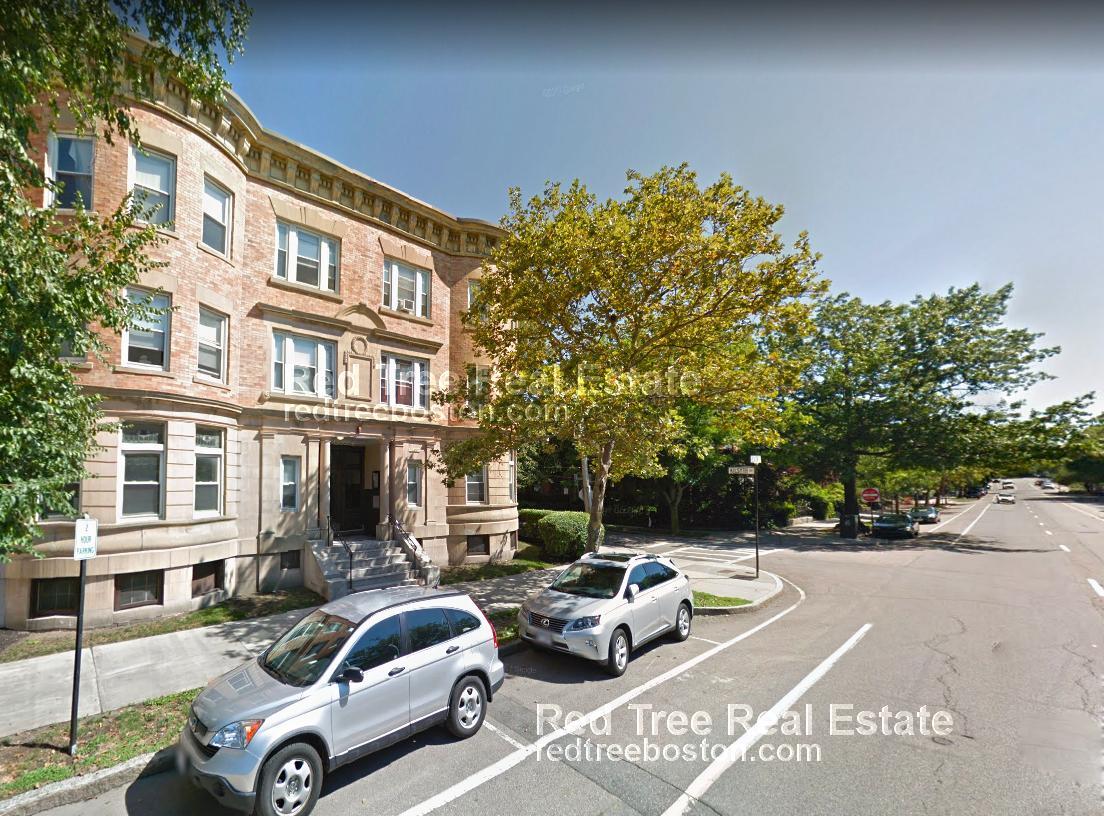 Building Photo - 1822 Beacon St