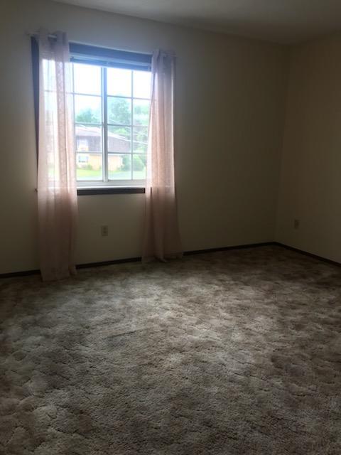 Building Photo - 164 Stadler Ct
