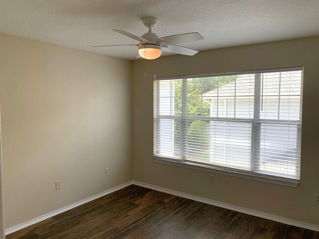 Building Photo - 19207 Harbour Vista Cir