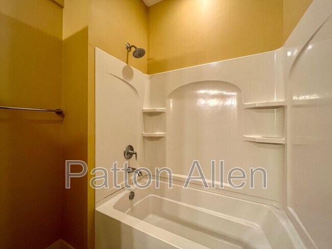 Building Photo - 12 Beaverdam Knoll Rd