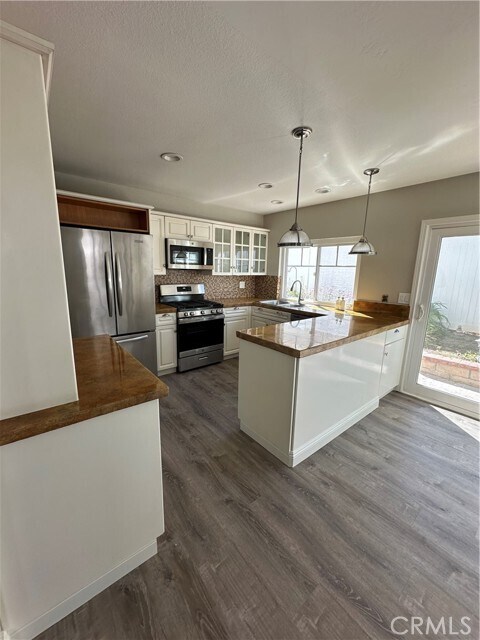 Building Photo - 1414 Vallejo Dr