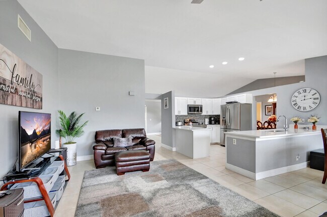 Building Photo - 5391 Alta Way